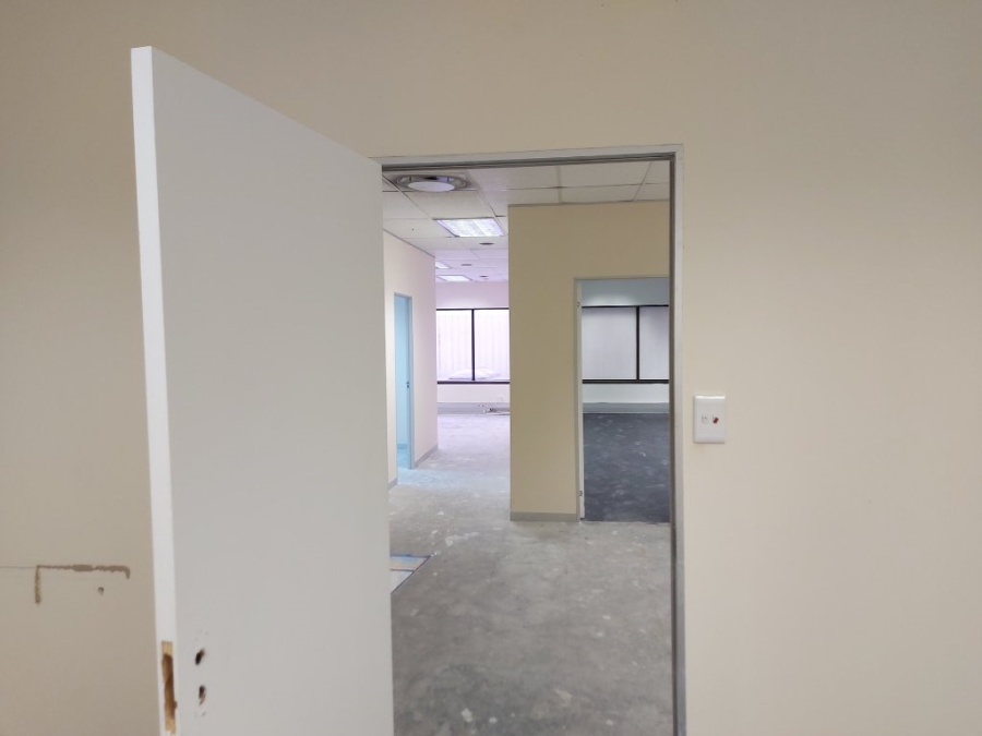 To Let commercial Property for Rent in Rondebosch Western Cape